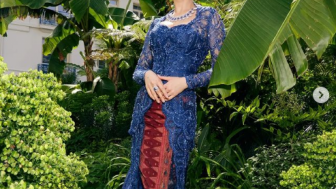 Cantik dan Elegan, Begini Potret Raline Shah Mengenakan Kebaya Saat di Cannes Film Festival 2023