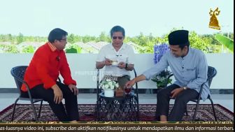 Segera Lepas Masa Lajang, Rocky Gerung Bocorkan Ingin Ustadz Abdul Somad Beri Amanat Pernikahan Untuknya