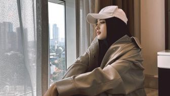 Inara Rusli Hadiri Spesial Screening Film Sosok Ketiga: Nggak Relate, Suami dalam Film itu Jujur