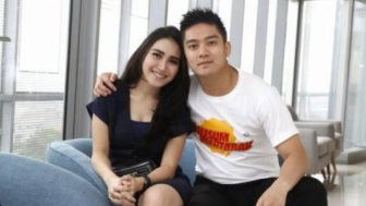 Benarkah Hubungan Ayu Ting Ting dan Boy William Renggang Karena Wanita Ini?