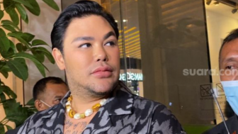 Ivan Gunawan Sentil Artis Viral Jalur Perselingkuhan, Sindir Inara Rusli?