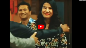 Desta Bengong Natasha Rizki Cipika-cipiki dengan Aktor Satu Ini