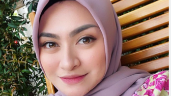 HEBOH, Nathalie Holscher Buka Hijab, Kecewa dengan Sule? Begini Tampilan Terbarunya