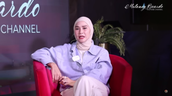 Pentingin Mental Diatas Anak, Zaskia Mecca Tuai Pujian dari Netizen Terkait Parentingnya