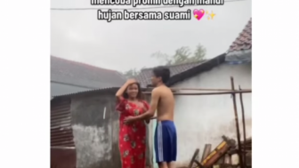 Program Hamil Mandi Hujan Bareng Suami Langsung Bunting? Begini Testimoni dari Netizen!