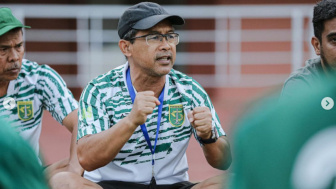 Suporter Persebaya Hadir di Laga Away, Aji Santoso Sindir PSSI: Kalau Mau Ngehukum Mesti Diliat-liat Dulu