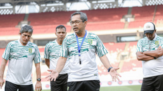 Manajemen Persebaya Ambil Tindakan Tegas, Nasib Aji Santoso Ditentukan pada Tiga Laga Selanjutnya