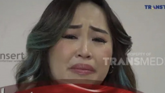 Tangis Pinkan Mambo Pecah Ingin Menikah Lagi dan Minta sang Anak untuk Segera Pulang Ke Rumah