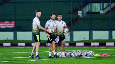 Jadwal Persib vs Bhayangkara BRI Liga 1 Digelar Bulan Ramadhan, Luis Milla: Tentu Pelatih Harus Memahami Budaya