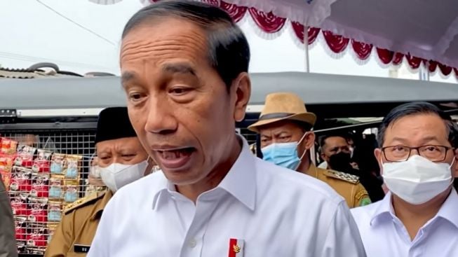 Tegas! Kepala Sekretariat Presiden Bantah Klaim Hacker Bjorka Soal Data Presiden Jokowi