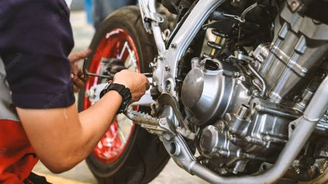 3 Bagian Sepeda Motor yang Tidak Melanggar Hukum untuk Dimodifikasi