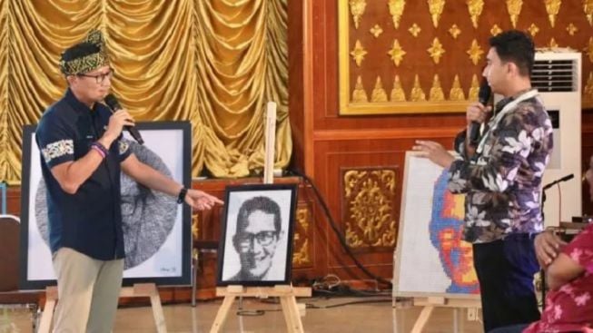 Menparekraf Bantu Pengusaha Kriya Dumai Go Internasional, Sandiaga Uno: Kita Bikin Konten Bentuk Bahasa Inggris