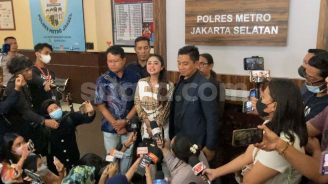 Lanjutkan Proses Hukum Penghinanya, Langkah Dewi Perssik Direspon Warganet: Jangan Kaya yang Onoh Dicabut, Sindir Lesti Kejora?