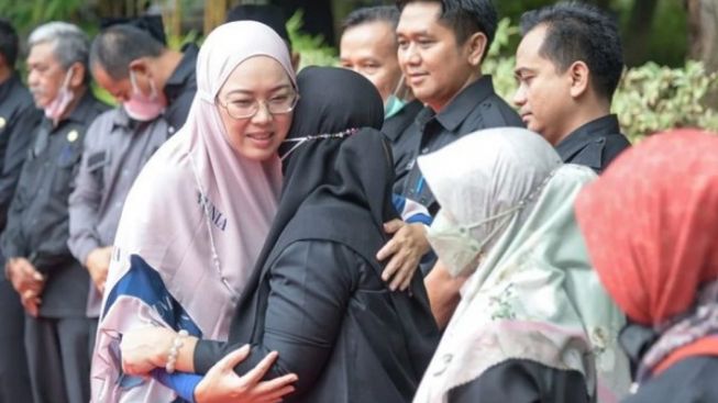 Anne Ratna Mustika Pamit dari Purwakarta, Dedi Mulyadi Unggah Momen Ini