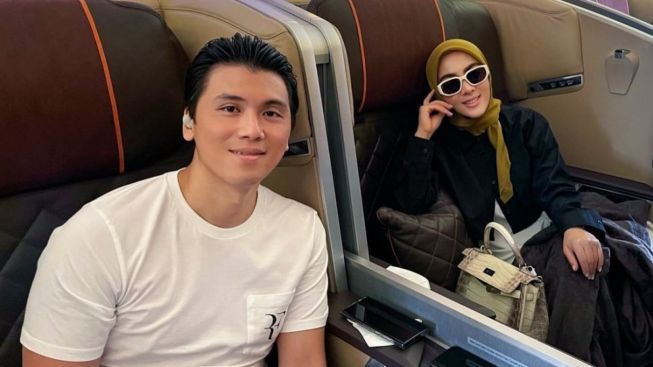 Sebelum Meninggal, Ternyata Ini Ramalan Terakhir Mbak You Soal Keluarga Syahrini dan Reino Barack