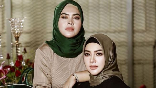 Dahsyat Sehari Bisa Manggung 2 Kali, Tarif Syahrini RP1 Miliar Per Hari, Beber Aisyahrani Kepada Hotman Paris