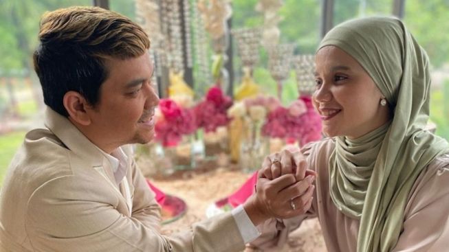 Sindir Keras Soal Sumbangan, Warganet Minta Aldila Jelita Jual Maskawin untuk Pengobatan Indra Bekti