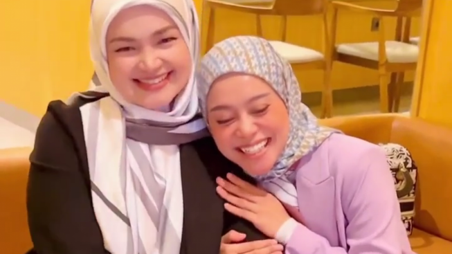 Lesty Kejora dan Siti Nurhaliza Berduet Lagu 'Sekali Seumur Hidup', Fans : Kereeen...