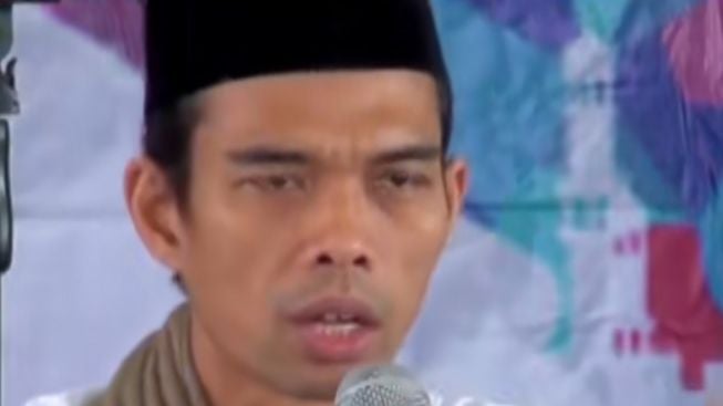 Saat Momen Lebaran Lebih Utama Ziarah Kubur atau Silaturahmi? Simak Penjelasan Lengkap Ustadz Abdul Somad