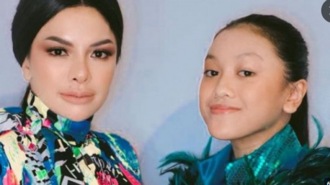 Kejatuhan Durian Runtuh, Lolly Kebanjiran Edorse Usai Buka Tabiat Asli Nikita Mirzani