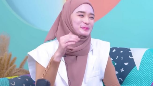 Saling Lapor, Inara Rusli Mengaku Gak Kaget Kini seolah jadi Rival Virgoun