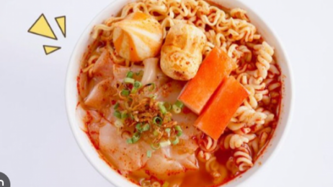 Seblak Paling Enak di Sumedang Murah dan Komplit, Bisa Isi Topping Sesuai Selera, Rasanya Mak Nyuss!