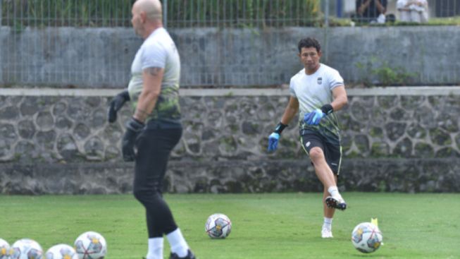 Akui Canggung Saat Debut Jadi Pelatih, Luizinho Passos Sebut I Made Wirawan: Good Goalkeeper Coach