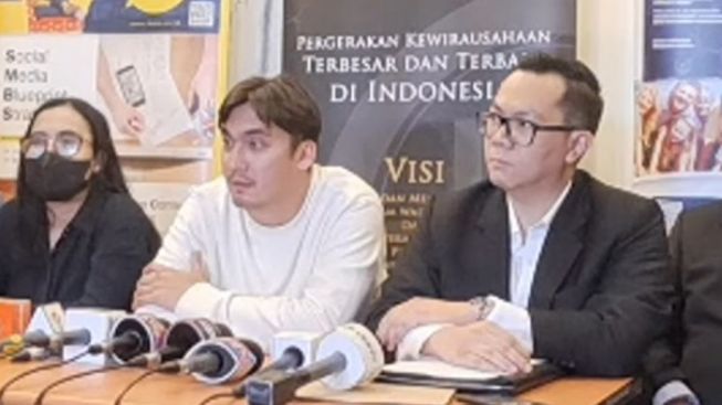 Rendy Kjaernett Klarifikasi Minta Maaf, Warganet Dibuat Yakin Perselingkuhannya dengan Syahnaz Benar Terjadi