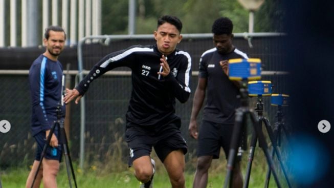 Marselino Ferdinan Masuk Skuad Utama KMSK Deinze Bersama sang Kapten Hendrickx