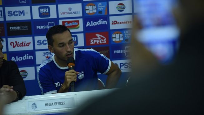 Selebrasinya Jadi Sorotan Pasca Cetak Gol Kemenangan untuk Persib Bandung, Ezra Walian: Aku punya tato...