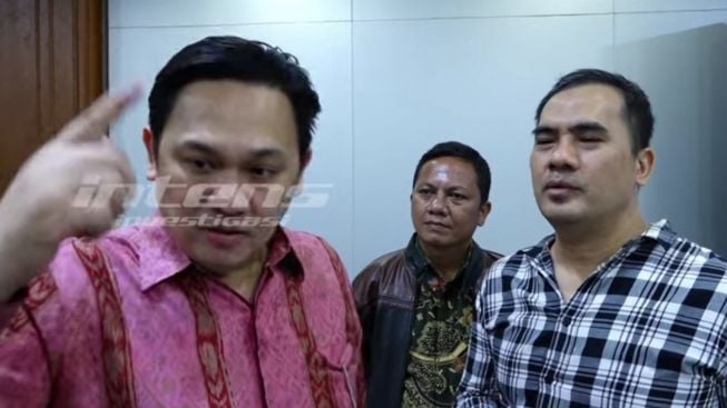 Aib Saipul Jamil Terus Dikorek, Farhat Abbas Ultimatum Dewi Persik: Bukan Rahasia Umum