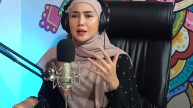 Cerita Fenita Sempat Cekcok Diminta Arie Untung agar Berhijab, Dikirim Video Ceramah Sampai Protes Begini