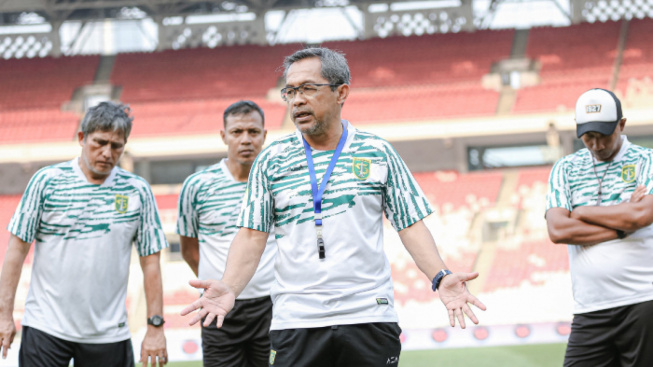 Manajemen Persebaya Surabaya Istirahatkan Aji Santoso, Pemain Asing Ini Galau