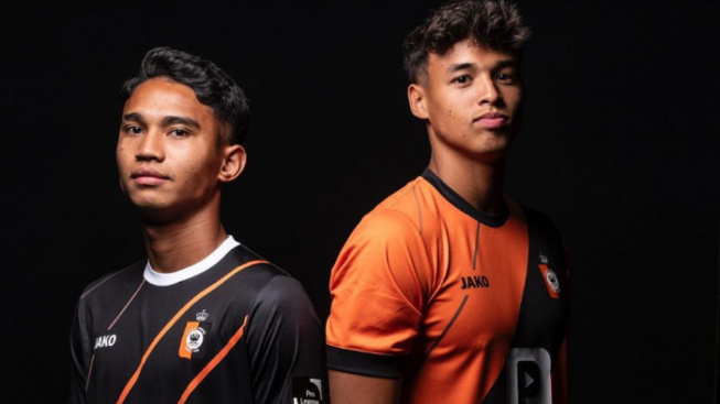 Duo ASEAN Pamerkan Jersey Baru KMSK Deinze, Malah Disebut Marketing Bintang Lima