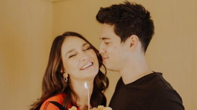 Luna Maya dan Maxime Liburan di Jepang, Warganet Bahagia: Hilal Menuju Halal