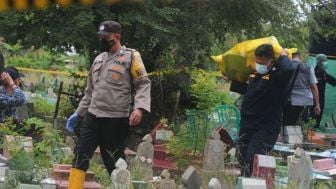 Pimpinan Pondok Gontor Bertolak ke Palembang untuk Takziah ke Makam Santri yang Tewas Akibat Penganiayaan