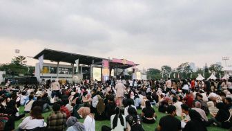 Gala Konser Social Chic 2022 di Jakarta, Netizen: Baper!