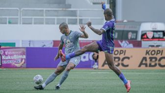 Persebaya Evaluasi Lini Pertahanan Usai Kalah dari Persib Bandung