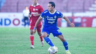 Begini Kata Ezra Usai Jadi Pahlawan Kemenangan Persib Bandung