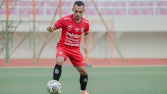 Irfan Jaya Berpeluang Tampil Jelang Laga Lawan PSS Sleman