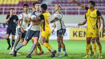 Nick Kuipers Akui Persib Kesulitan Tembus Pertahanan Persikabo 1973