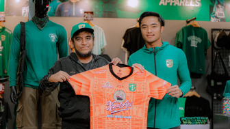 BRI Liga 1: Ernando Ari Sutaryadi Perpanjang Kontrak Bersama Persebaya Hingga 2025