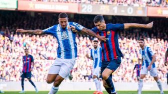 11 Kartu Kuning dan Dua Kartu Merah Warnai Pertandingan Panas Barcelona vs Espanyol