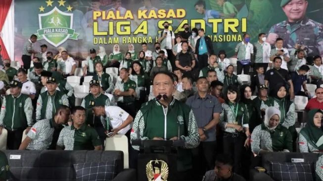 Menpora Berharap Liga Santri Piala Kasad Dapat Terus Belanjut