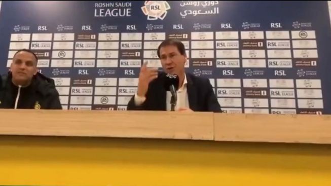 Ngenes, Pelatih Al-Nassr Sebenarnya Menginginkan Lionel Messi Bukan Ronaldo