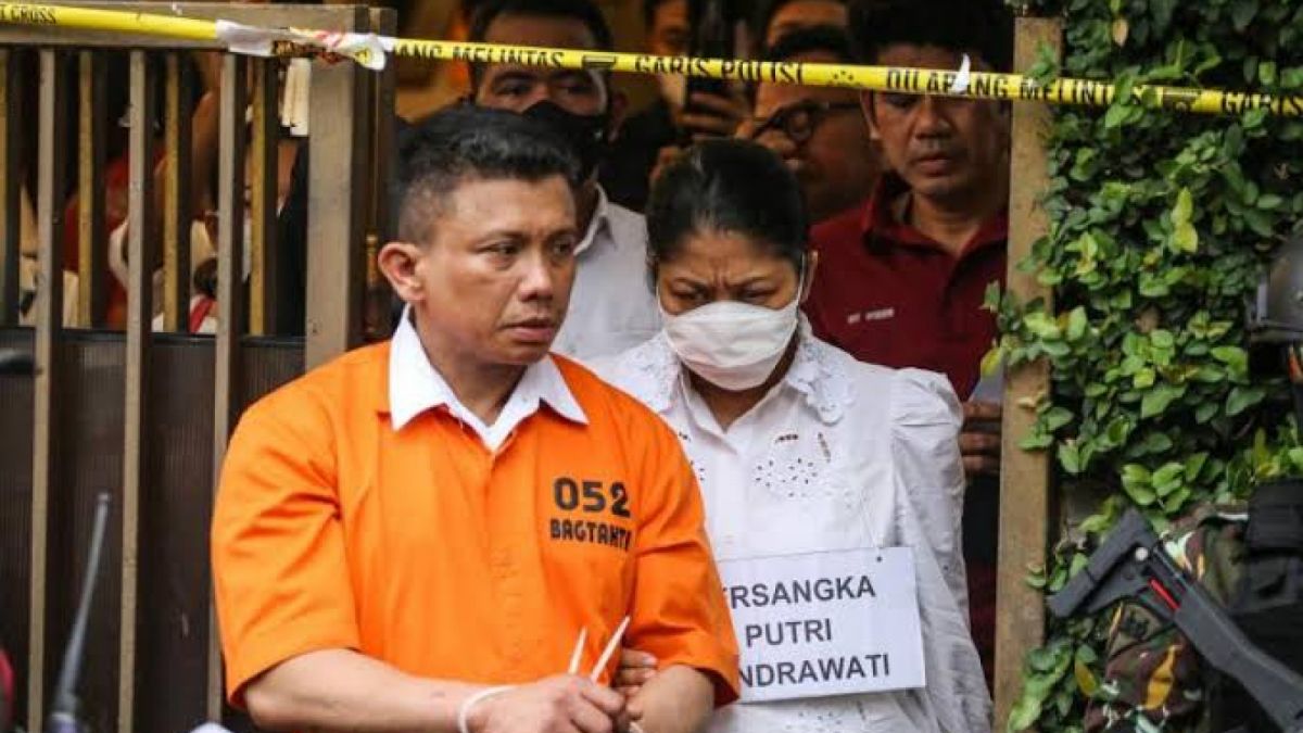 Tersangka Ferdy Sambo dalam rekonstruksi Pembunuhan Brigadir J [Twitter]