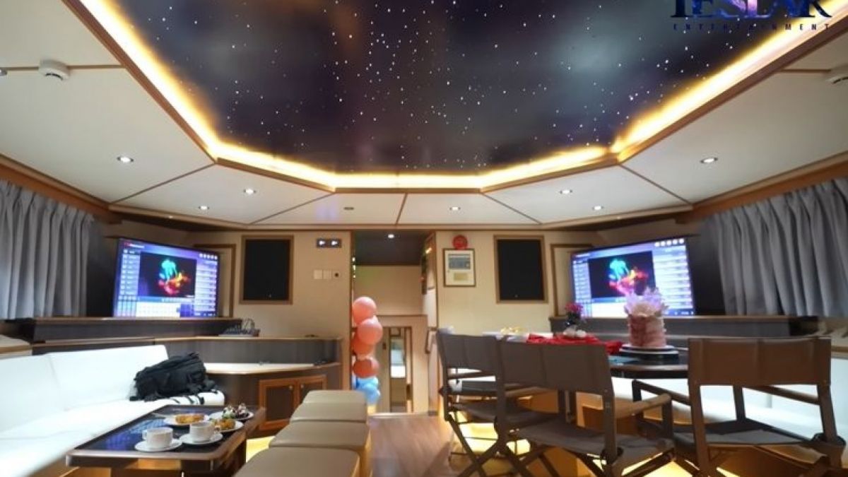 Penampakan Kapal Pesiar Rp38 M Lesti Kejora [Suara]