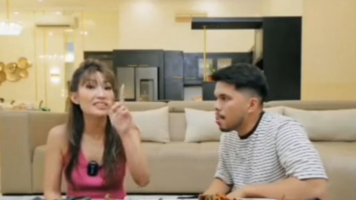 Tangkapan layar podcast Thariq Halilintar bersama Ayu Dewi [Instagram]