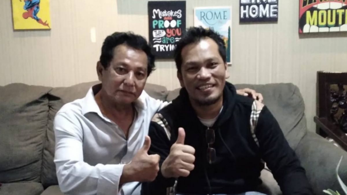 Rizky Billar's father, Daniel Eddy with Attorney Adek Erfil Manurung [Instagram]