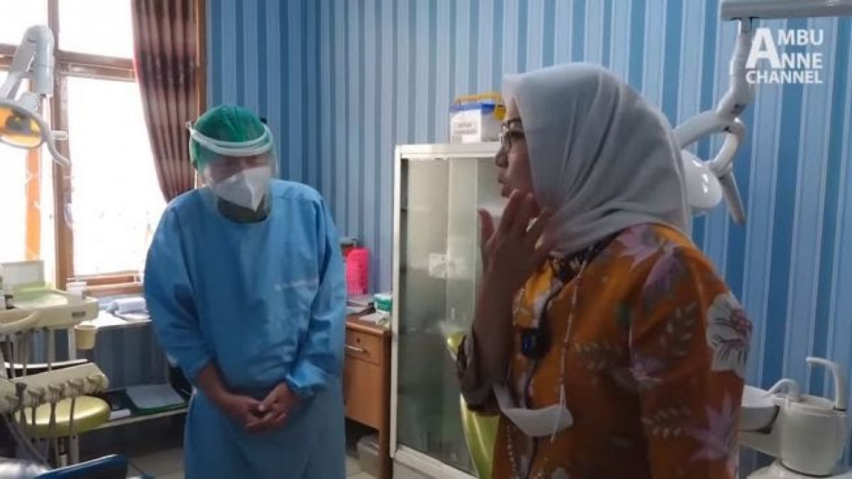 Bupati Purwakarta Ambu Anne Curhat ke Dokter: Sakit Gigi dan Sakit Hati Sama Sakitnya (Ambu Anne Channel)